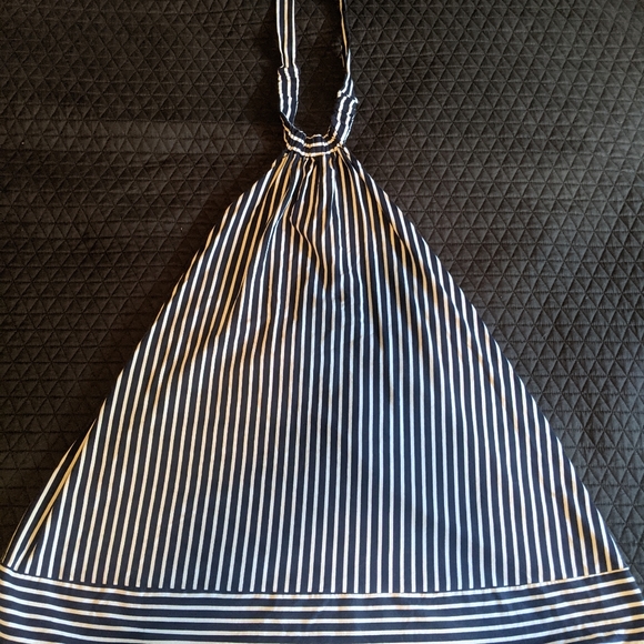 Striped halter dress - Picture 4 of 5